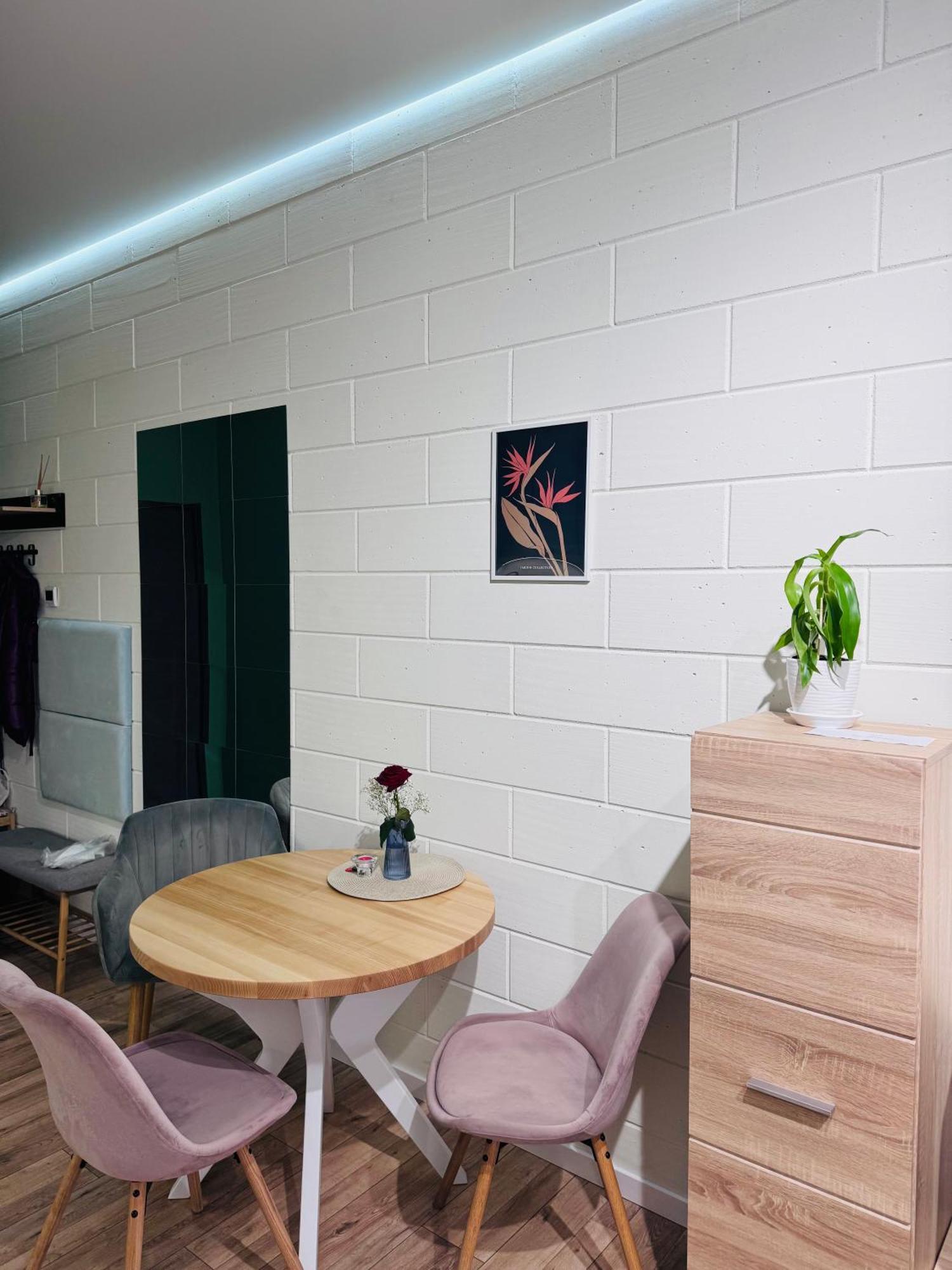 Апартаменти Dream Space Khmel'nyts'kyy Ngoại thất bức ảnh