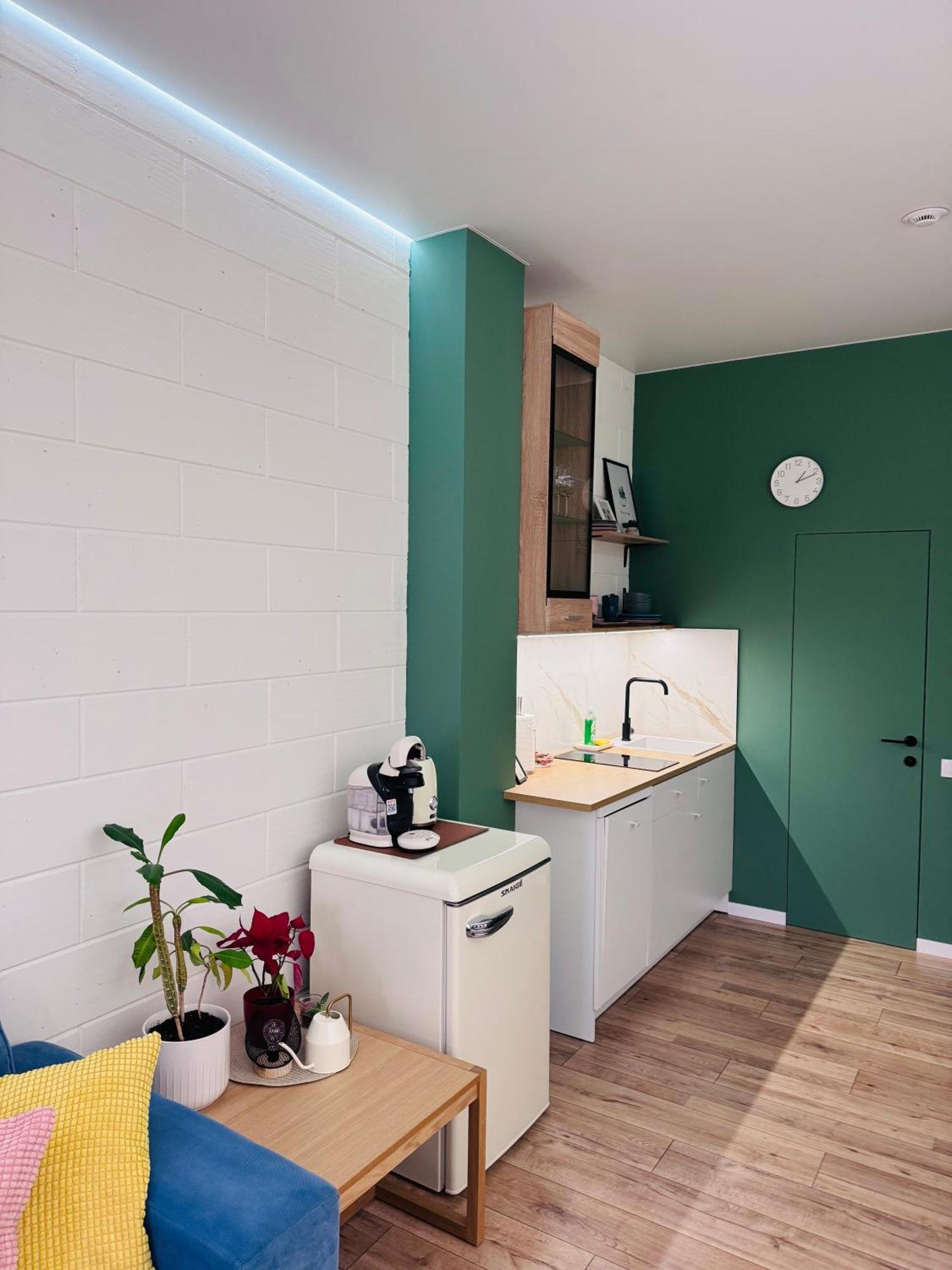 Апартаменти Dream Space Khmel'nyts'kyy Ngoại thất bức ảnh